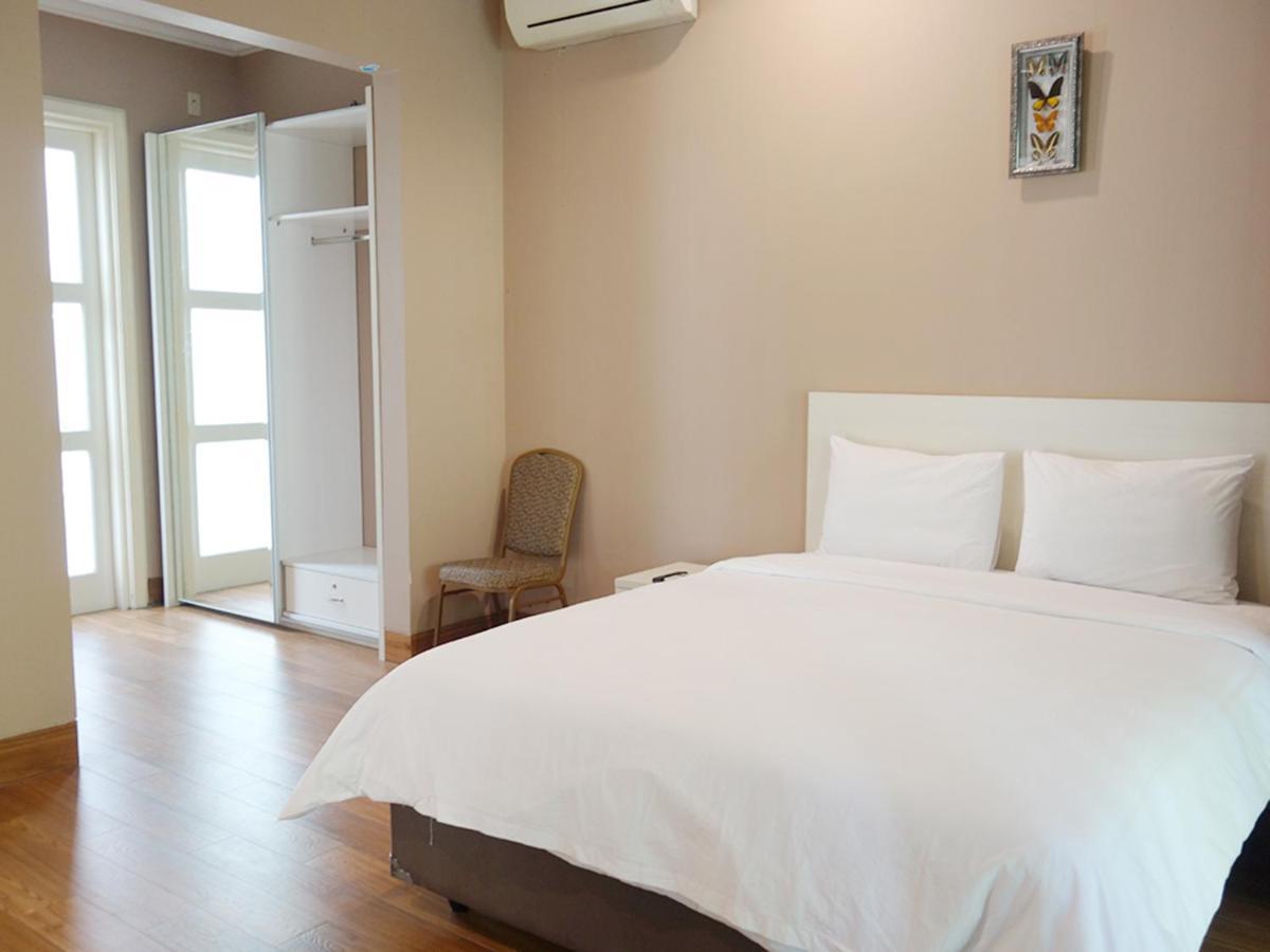 Saffron Suites Syariah Jakarta Exteriér fotografie